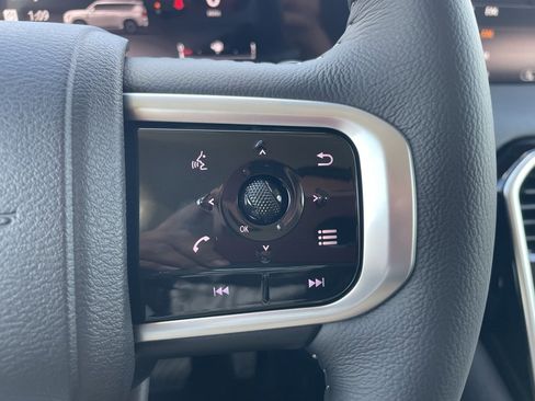 New 2026 Nissan Armada SV image 10