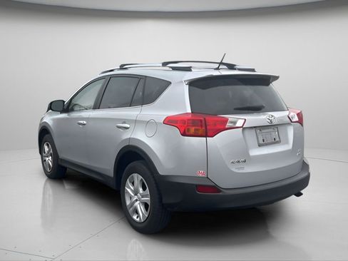Used 2015 Toyota RAV4 LE image 6