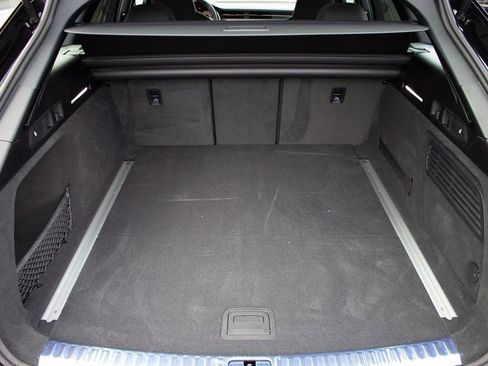 Used 2025 Audi RS 6 performance image 23