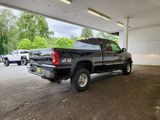 Used 2004 Chevrolet Silverado 2500 LS image 3