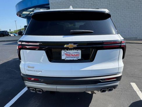 New 2026 Chevrolet Traverse LT w/ Driver Confidence Package FWD image 30