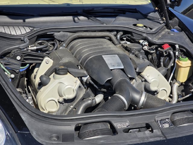 Used 2016 Porsche Panamera 4 AWD/4WD image 40