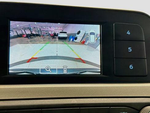 Used 2022 Ford Escape S AWD/4WD image 15