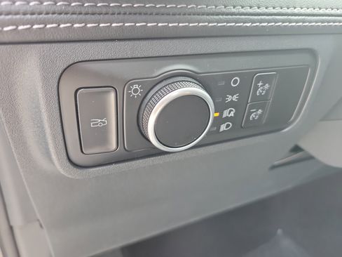 Used 2025 Ford Mustang Premium RWD image 18