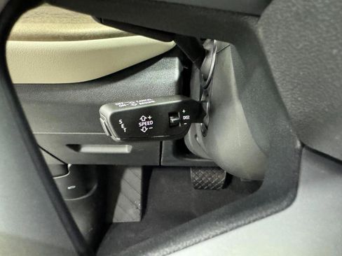 New 2025 Audi Q5 Premium image 28