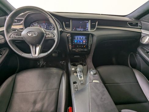 Used 2019 INFINITI QX50 Essential w/ Sensory Package FWD image 10
