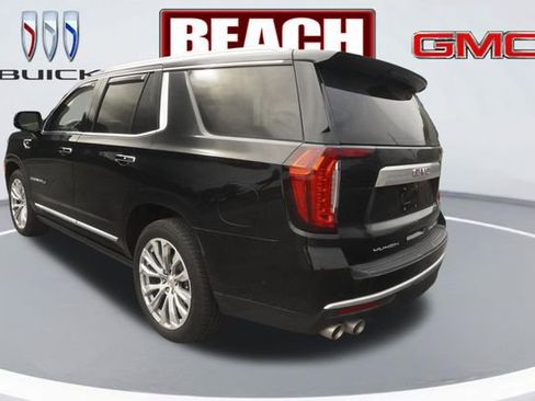 Used 2024 GMC Yukon Denali w/ Denali Reserve Package image 5