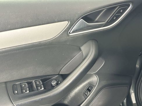 Used 2018 Audi Q3 2.0T Premium image 13