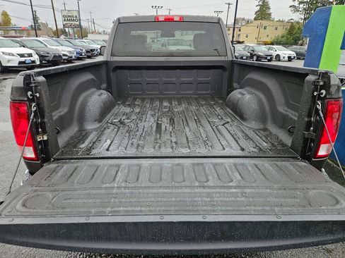Used 2018 RAM 1500 Tradesman w/ Power & Remote Entry Group image 10