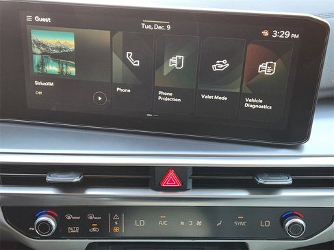 New 2026 Kia Sorento S w/ S Panoramic Sunroof Package image 13