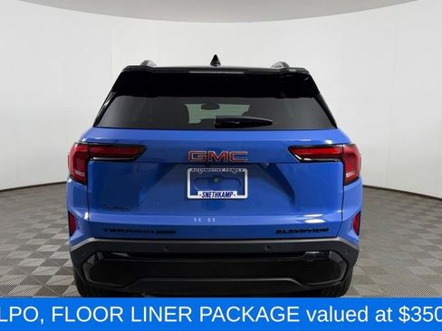 Used 2026 GMC Terrain Elevation w/ Elevation Premium Package AWD/4WD image 8