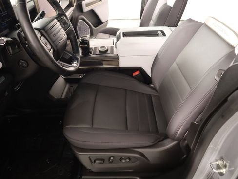 Used 2025 GMC Hummer EV 2X image 11