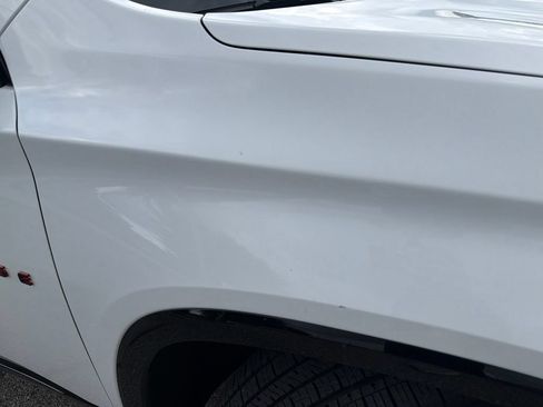 Used 2020 Chevrolet Traverse Premier w/ Redline Edition AWD/4WD image 23