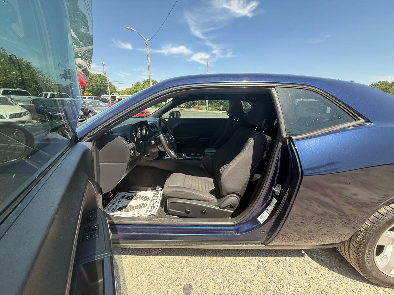 Used 2014 Dodge Challenger SXT RWD image 16