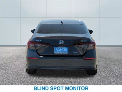 Used 2025 Honda Civic Sport Touring image 8