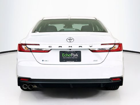 Used 2025 Toyota Camry SE FWD image 7