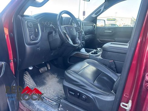 Used 2020 Chevrolet Silverado 1500 LT Trail Boss AWD/4WD image 2