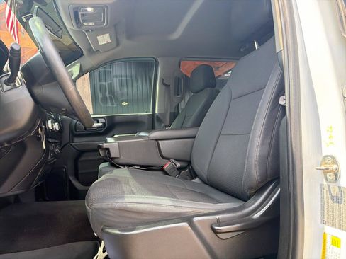 Used 2020 GMC Sierra 2500 4x4 Crew Cab w/ Convenience Package image 9