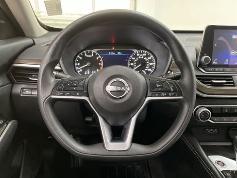 Used 2023 Nissan Altima 2.5 SV image 20