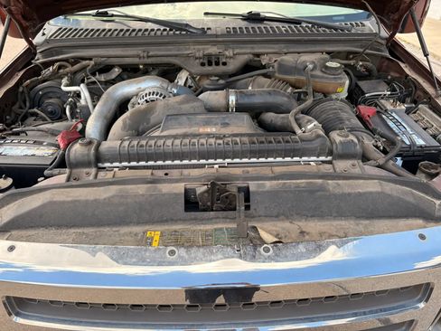 Used 2005 Ford F350 Lariat AWD/4WD image 29