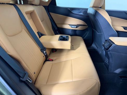 Used 2025 Lexus NX 250 FWD w/ Premium Package image 30