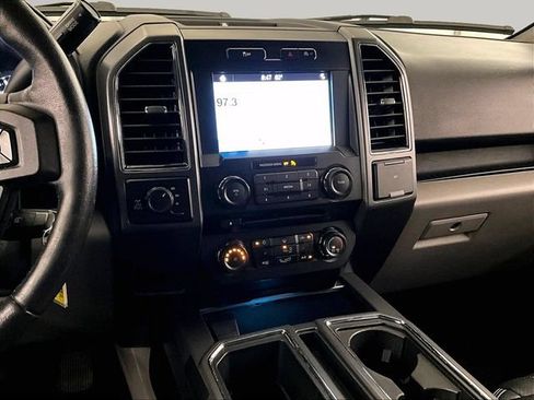 Used 2018 Ford F150 XLT w/ Equipment Group 302A Luxury AWD/4WD image 6