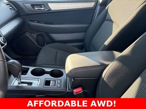 Used 2018 Subaru Outback 2.5i Premium image 20