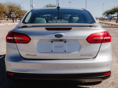 Used 2018 Ford Focus Titanium image 6