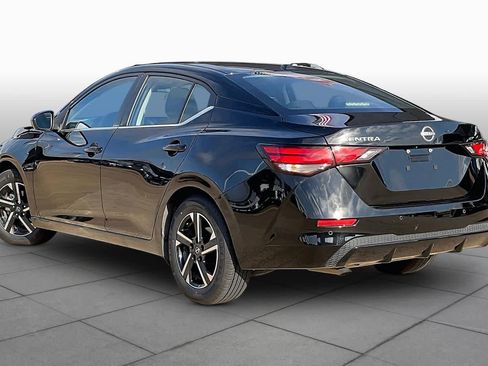 Used 2025 Nissan Sentra SV FWD image 12