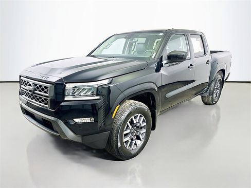 Used 2024 Nissan Frontier SL w/ Technology Package image 3