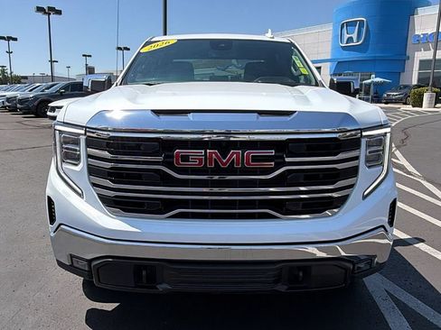 Used 2026 GMC Sierra 1500 SLT AWD/4WD image 8