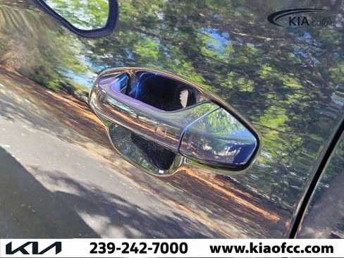 Certified 2024 Kia Seltos SX w/ SX Sunroof Package image 10