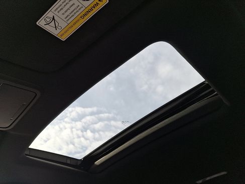 Used 2021 Honda Ridgeline Black Edition image 15