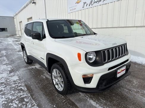 Used 2023 Jeep Renegade Latitude image 5