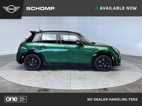 New 2026 MINI Cooper S image 1
