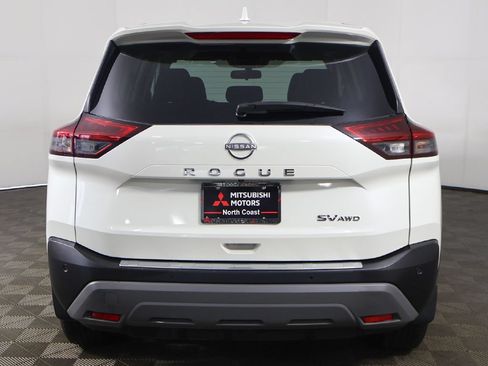 Used 2023 Nissan Rogue SV AWD/4WD image 10
