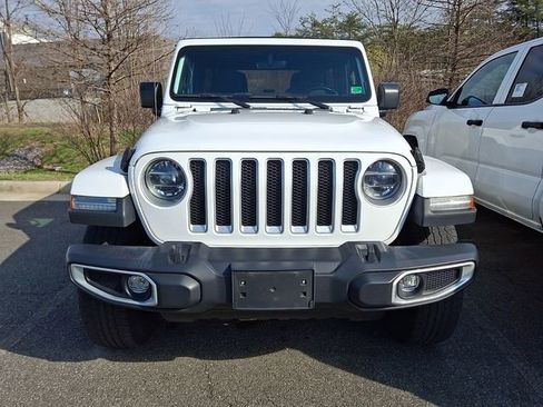 Used 2022 Jeep Wrangler Unlimited Sahara w/ LED Lighting Group image 8