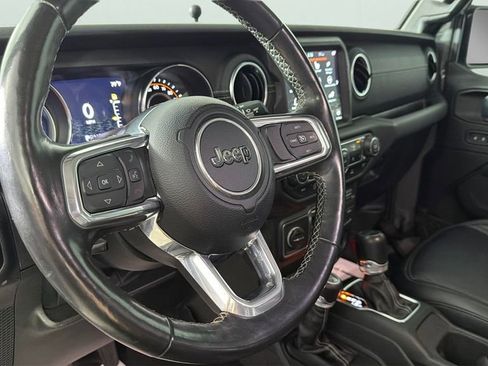 Used 2023 Jeep Wrangler Unlimited Sahara w/ Cold Weather Group AWD/4WD image 23