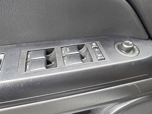 Used 2016 Jeep Patriot Sport w/ Power Value Group image 18