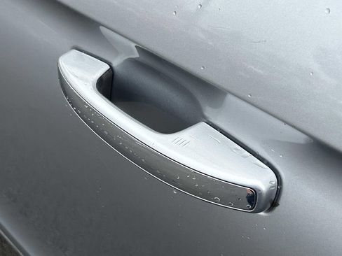 Used 2021 Ford Expedition Max Limited image 16