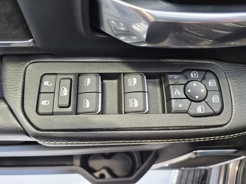 Used 2026 RAM 3500 Laramie AWD/4WD image 22