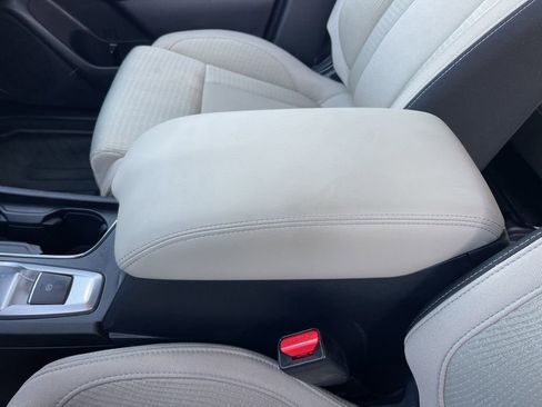 Used 2023 Subaru Ascent Premium w/ Convenience Package image 12