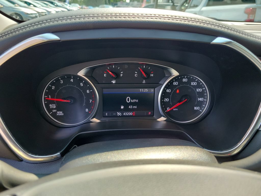 Used 2025 Chevrolet Blazer LT AWD/4WD image 29