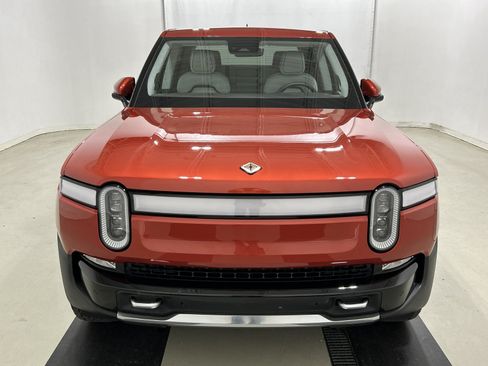 Used 2022 Rivian R1T Adventure AWD/4WD image 8