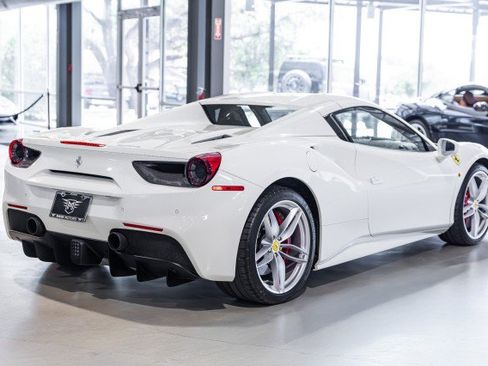 Used 2018 Ferrari 488 Spider RWD image 6