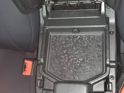 Used 2019 Jeep Wrangler Unlimited Sport S image 22