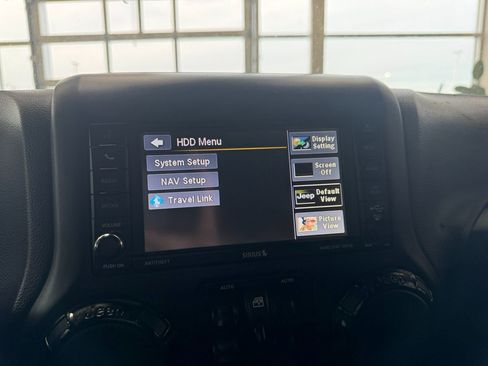 Used 2016 Jeep Wrangler Unlimited Sahara AWD/4WD image 26