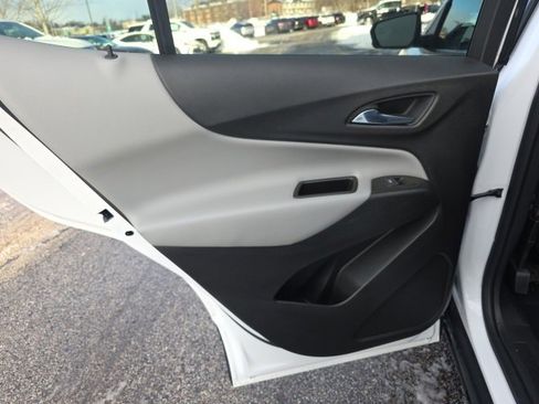 Used 2024 Chevrolet Equinox LS image 16