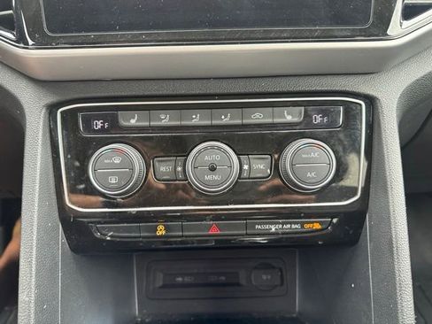 Used 2022 Volkswagen Atlas SE FWD image 29