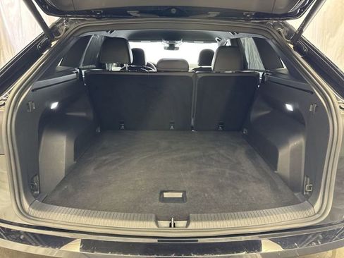 Used 2024 Volkswagen Atlas Cross Sport SE image 22